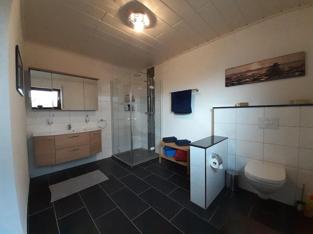 Ferienwohnung Terrasse Parkplatz Wallbox Nuerburgring Herresbach Bagian luar foto